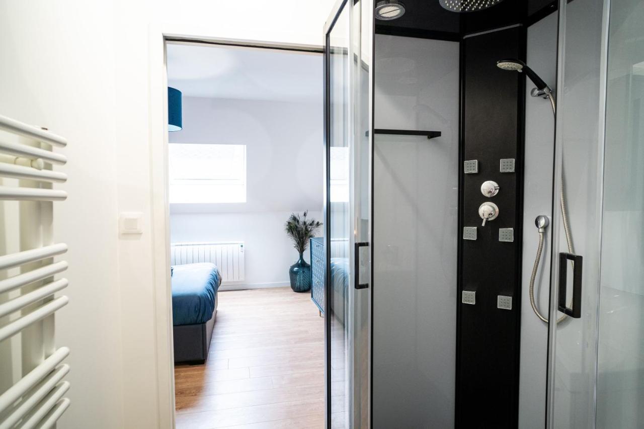 Le Groft Villa Rombies-et-Marchipont Exteriör bild
