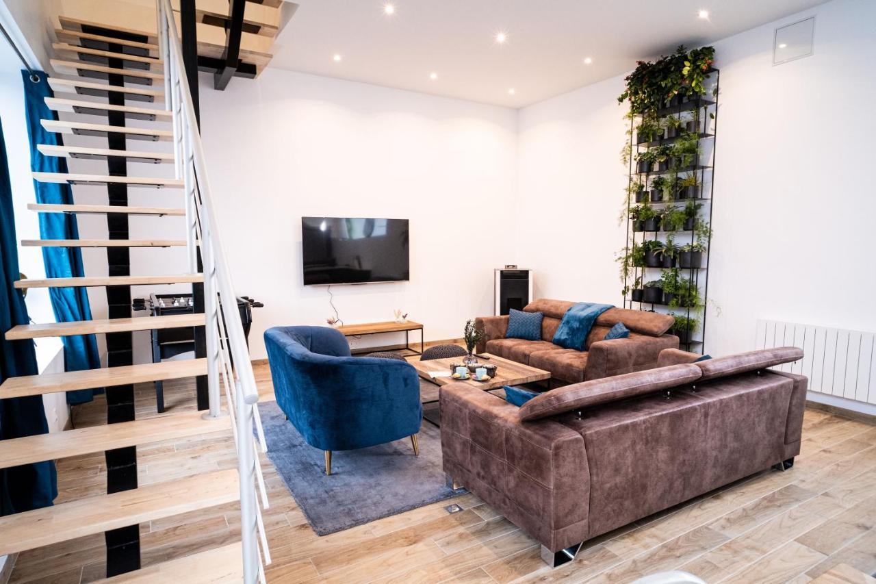 Le Groft Villa Rombies-et-Marchipont Exteriör bild
